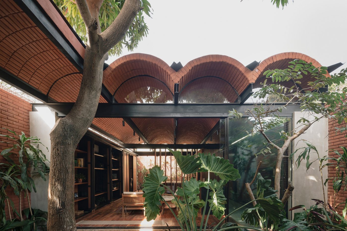 Brick Award 24 Nominee Intermediate House, Category Feeling at home, Architect: Equipo de Arquitectura
