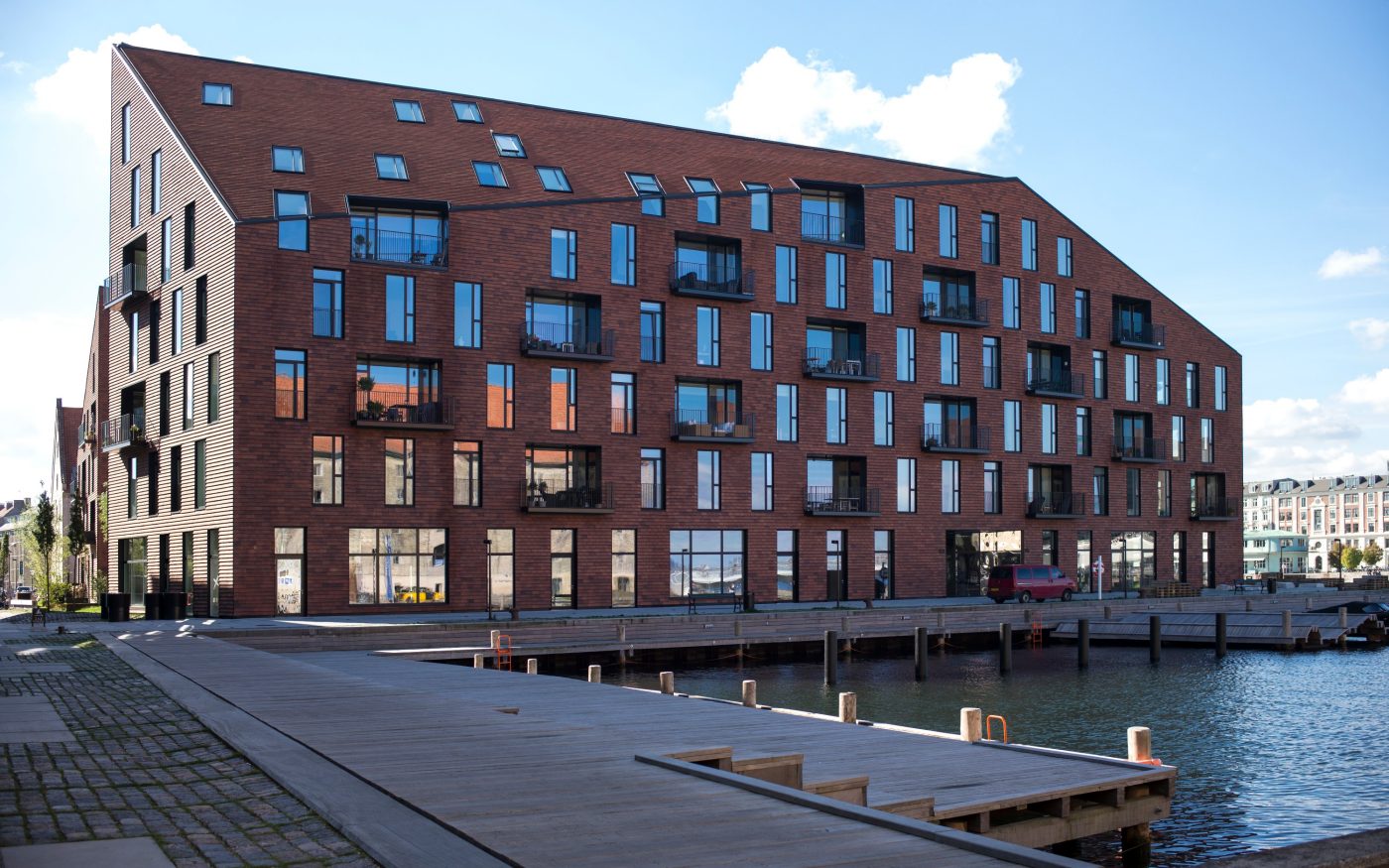 Apartment Building at Christianshavn, Copenhagen, Cladding tile, Urban - Christianshavn