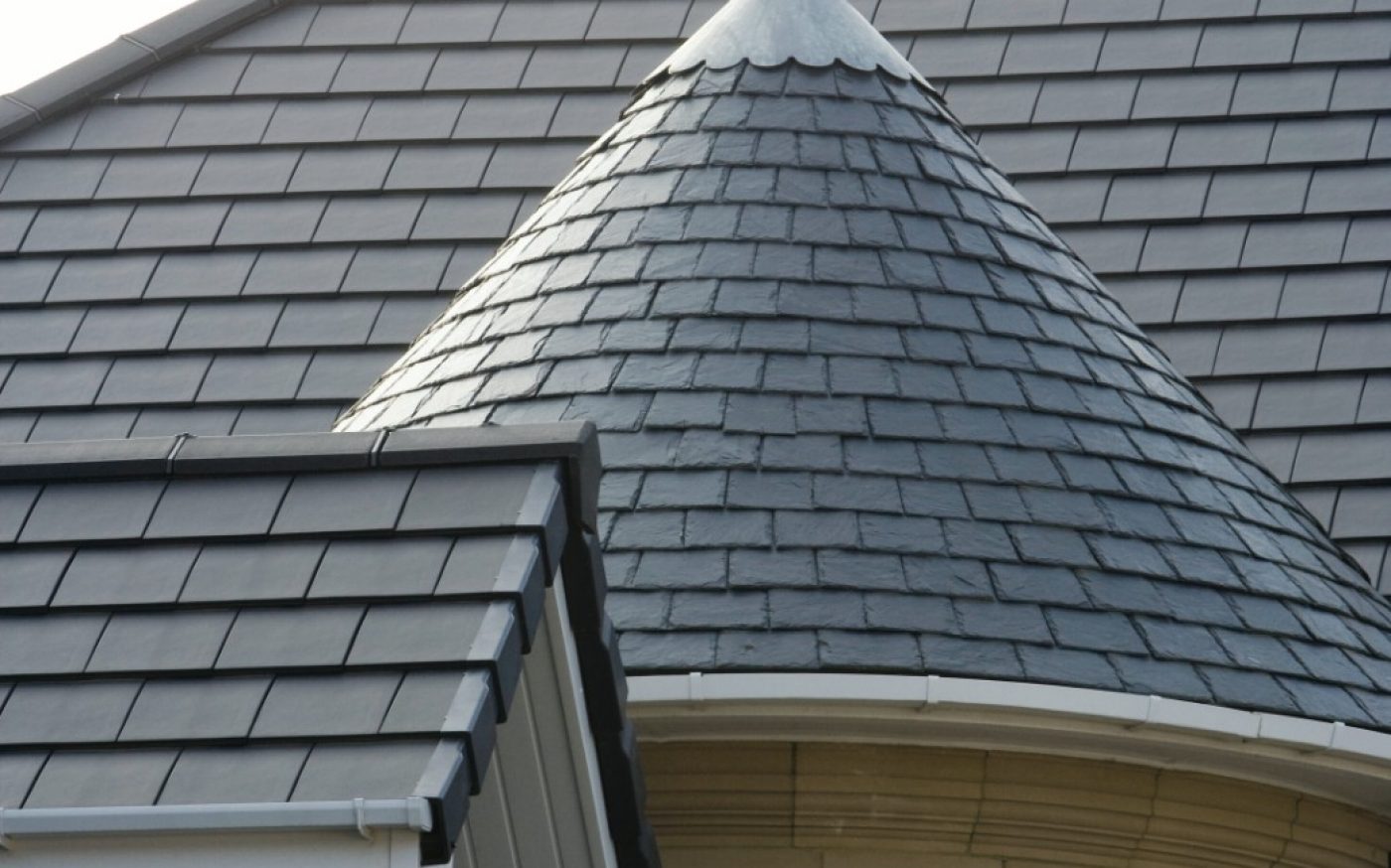 Cassius Antique slate roof tile 