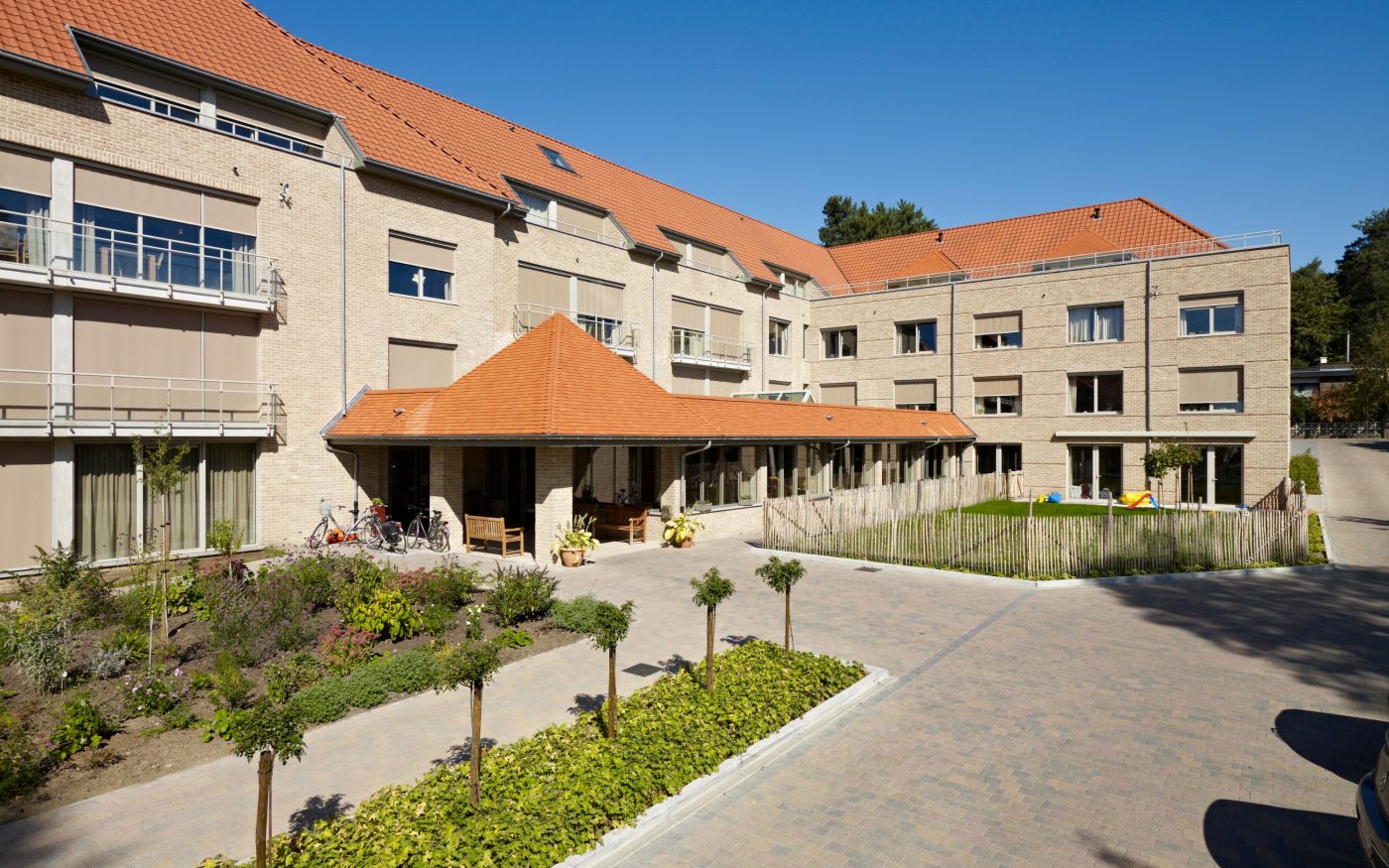 Reference photo new construction healthcare in Averbode