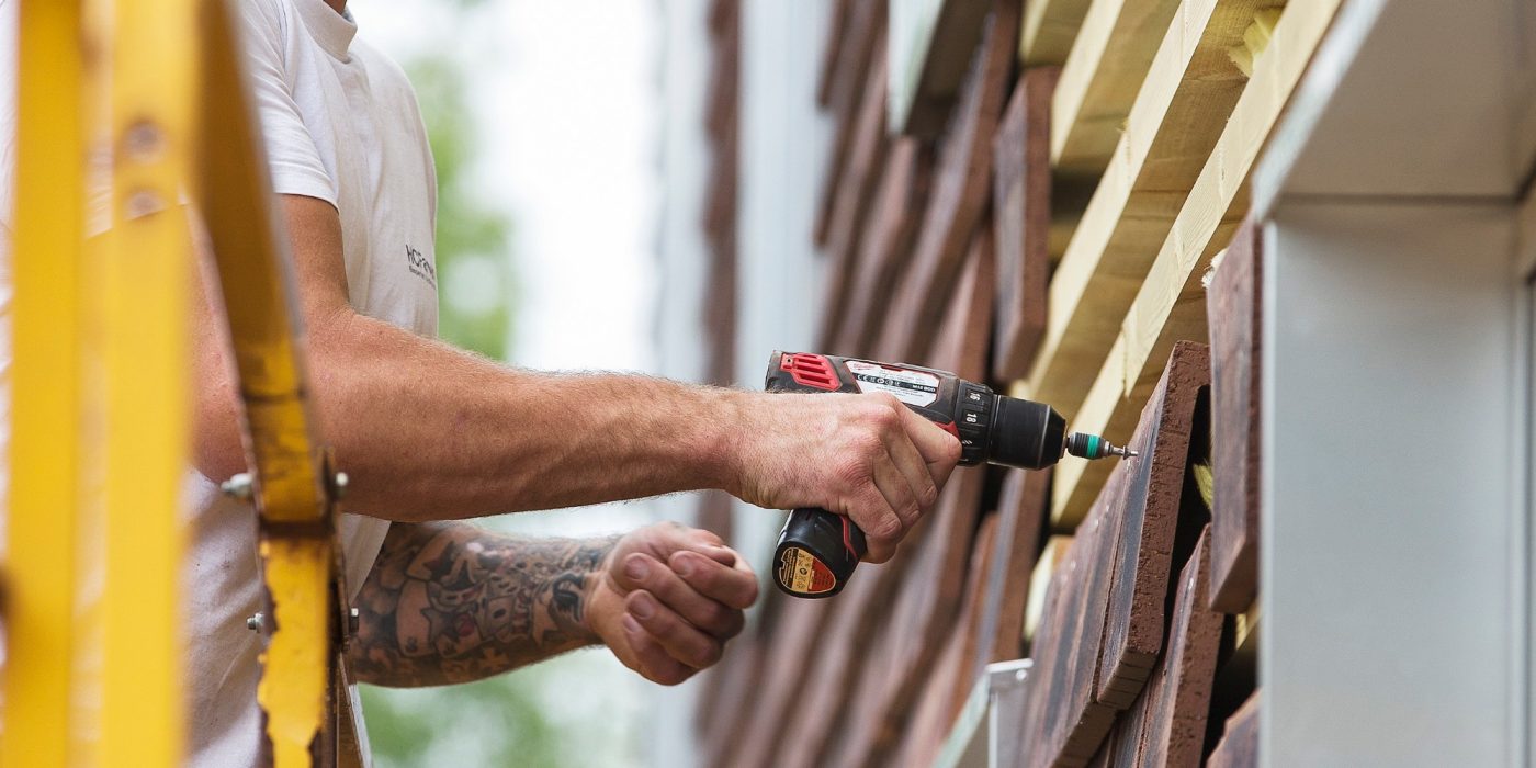 Installation of Urban Cladding Tiles at Margretheholmen - Holmen