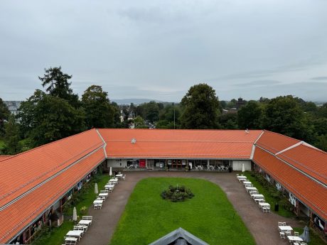 Takstein: P451 Naturrød | Frogner Hovedgård, Norway