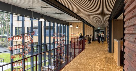 Facade cladding: URBAN U Holmen | Bamble videregående skole, Norway