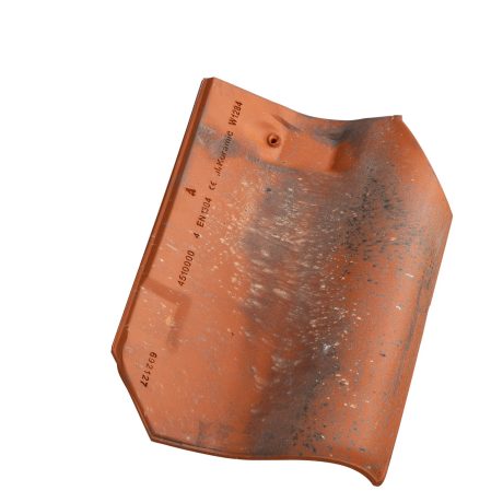 Productshot of the Oude Holle 451 Vieilli Rood Roof Tile