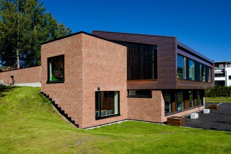 Teglstein - Olm - Røa Menighedshuset