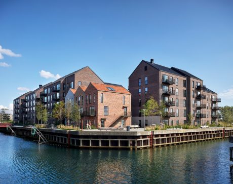 Brick: EW3373 Safari - EW3255 Red Shade - EW2448 Willems Forest | Carolinelunden