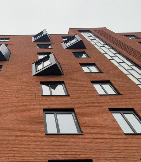 Teglstein: EW0465 Rød nuancered | Løren Botaniske, Oslo