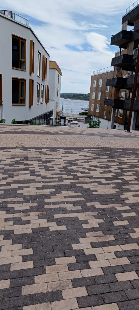 Pavers: Sienna - Mastiek | Grandkvartalet, Norway