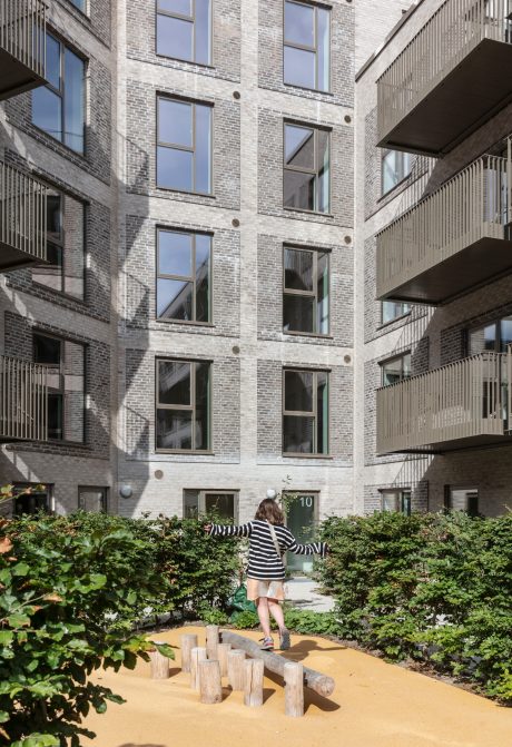 Teglstein: EW0450 Jern - EW0449 Kul - EW0447 Flint | Bellakvarteret, Danmark