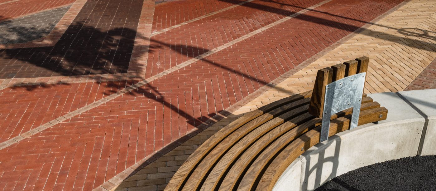 Belegningstegl - Lilleaker Torg, Norge