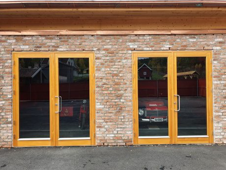 Teglstein: Belle Epoque de namur | Postbilgarasjen, Lillehammer