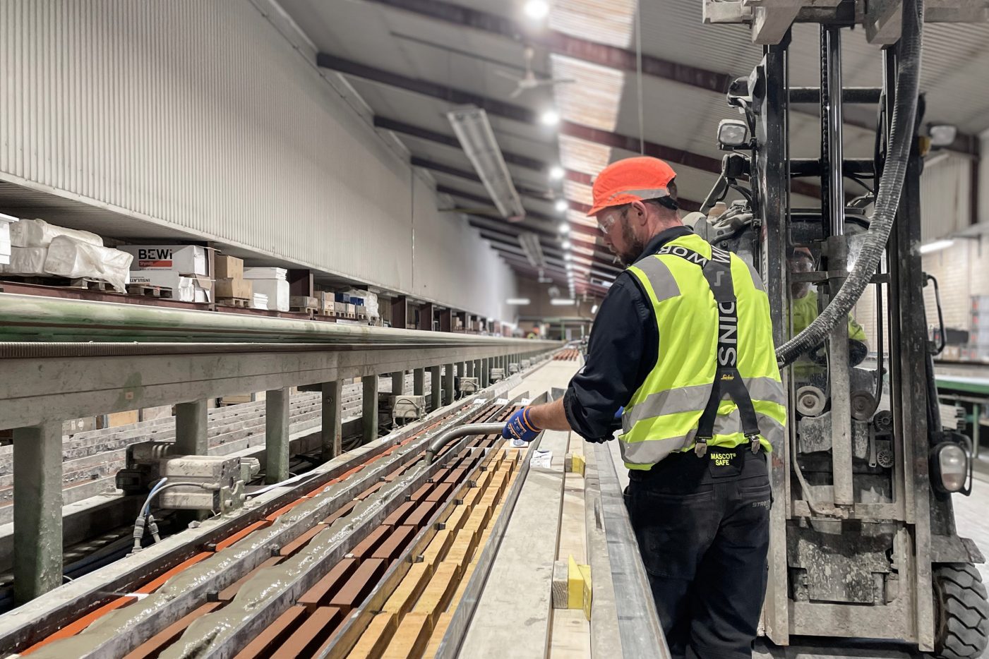 Teglbjælker og -overliggere | Egernsund Wienerberger A/S