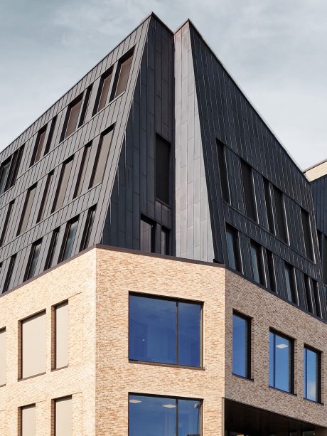 Bricks: EW2294 Terracotta Coal - EW2284 Terracotta - Grijs Gesinterd - EW0112 Brun Valmue - Bronsgroen - Morado | Kvartal 273, Norway