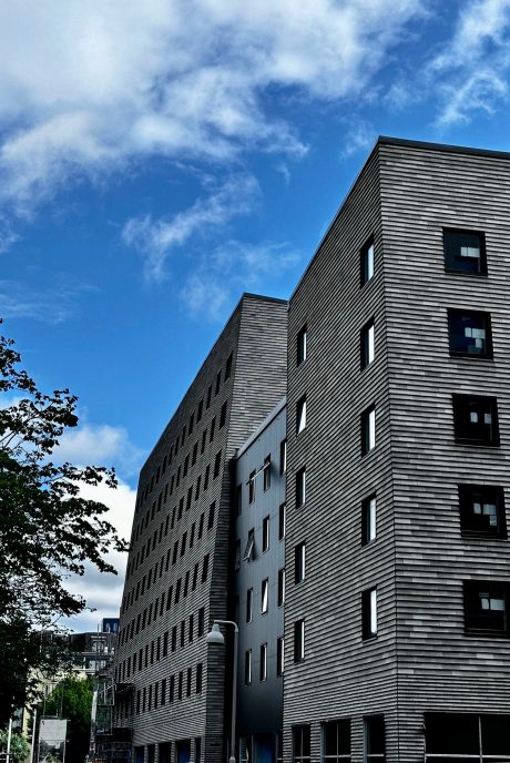 Skärmtegel: Arena 500U Greige | Kvarteret Futura, Göteborg