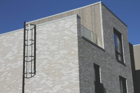 Brick: Out Laethem - Blauwrood genuanceerd | Storebukta og Veslebukta, Norway