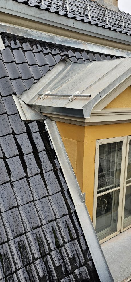 Takstein: Pottelberg 451 | Den Gamle Krigsskolen