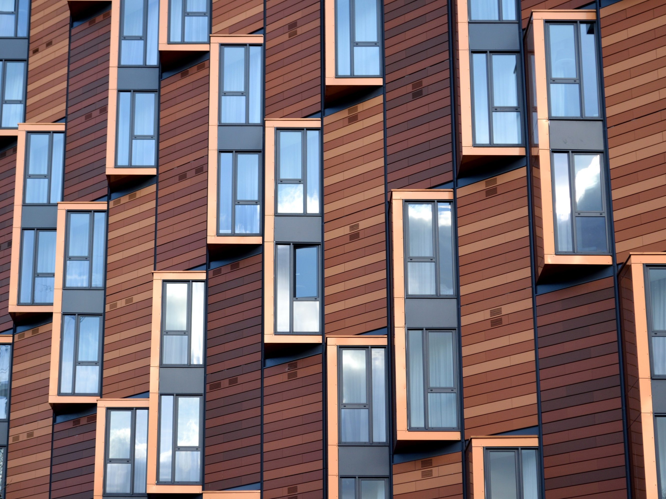 Argeton Tampa, Olympic Way, London