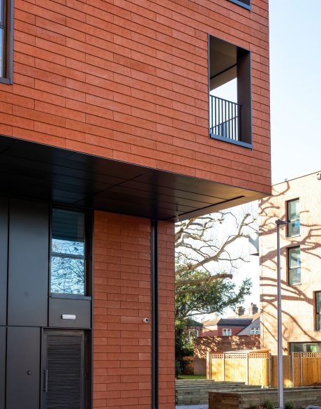 Argeton Danza, Little Gearies London