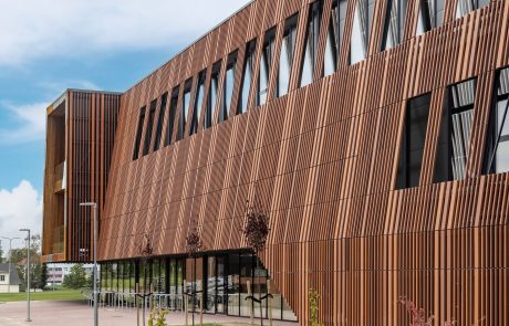 Argeton Barro, Service Center Estland