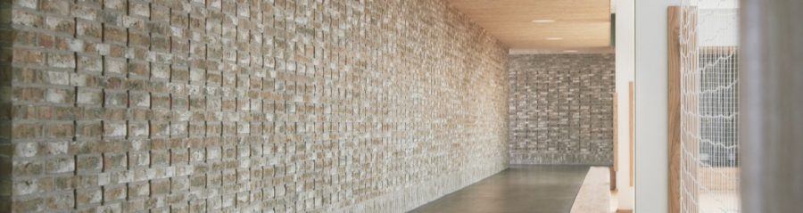 Education, Borren Skole, Bronsgroen