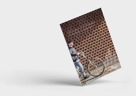 LESS kampagnebrochure